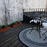 Апартаменты Penthouse Mit Altstadtflair Грац