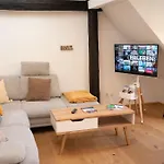 Penthouse Mit Altstadtflair *