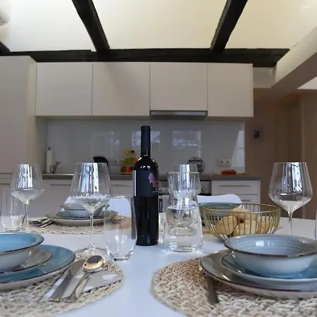 Apartamento Penthouse Mit Altstadtflair